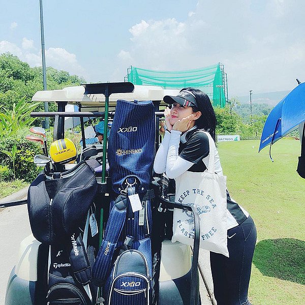 Hot Girl Việt Nam đánh golf 4