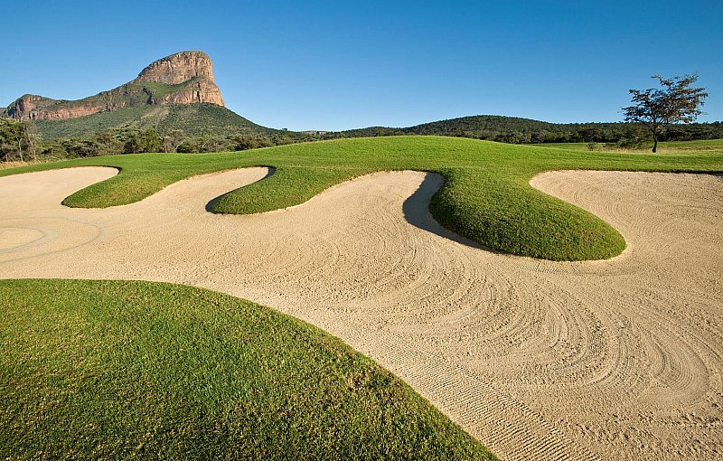 Legend Golf Safari Signature Course 6