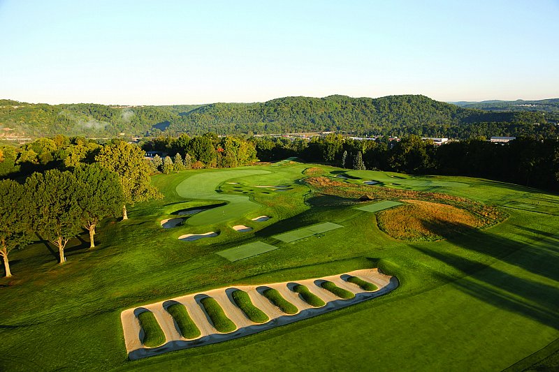 Oakmont Country Club 15